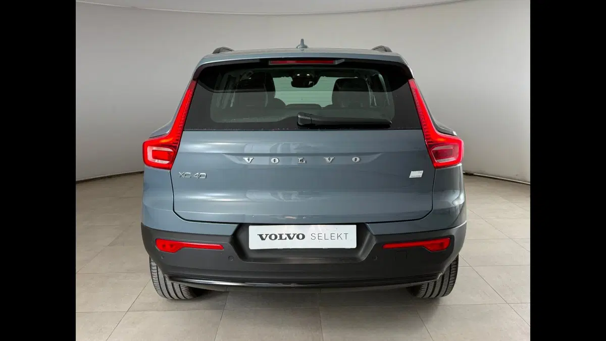 Volvo XC40 usata a Palermo (3)