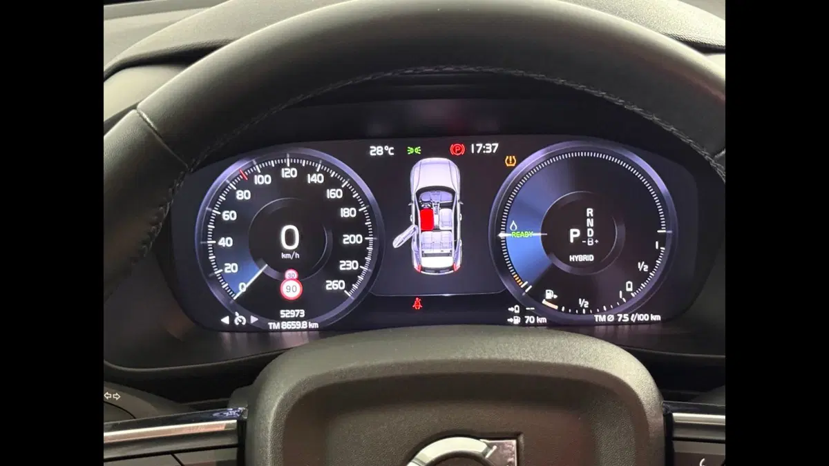 Volvo XC40 usata a Palermo (9)