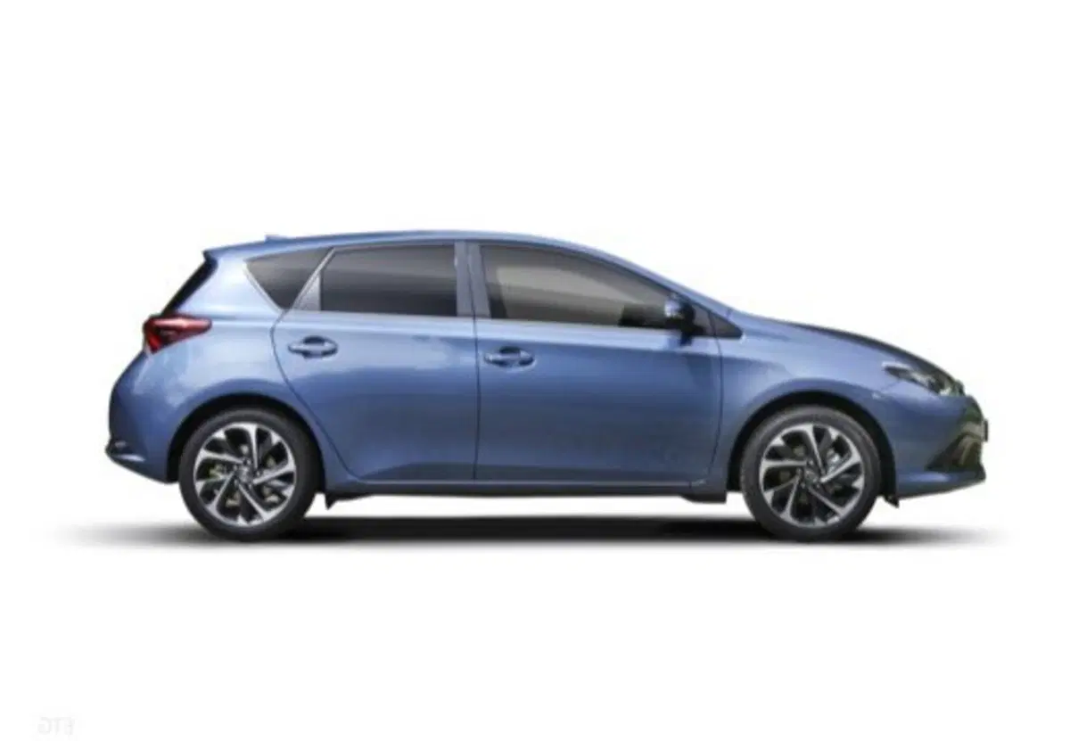 Toyota Auris usata a Palermo (7)