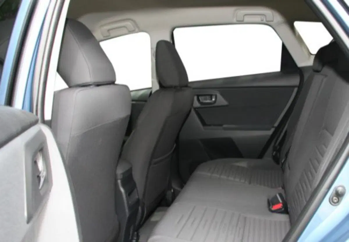 Toyota Auris usata a Palermo (9)