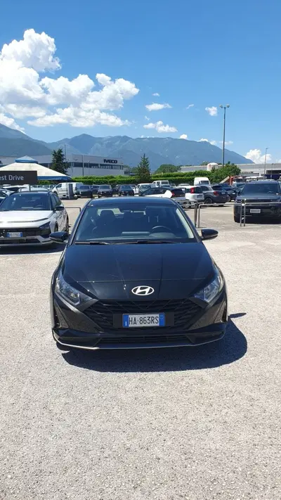 Hyundai i20 1.2 mpi Connectline 79cv mt del 2025 usata a Sora