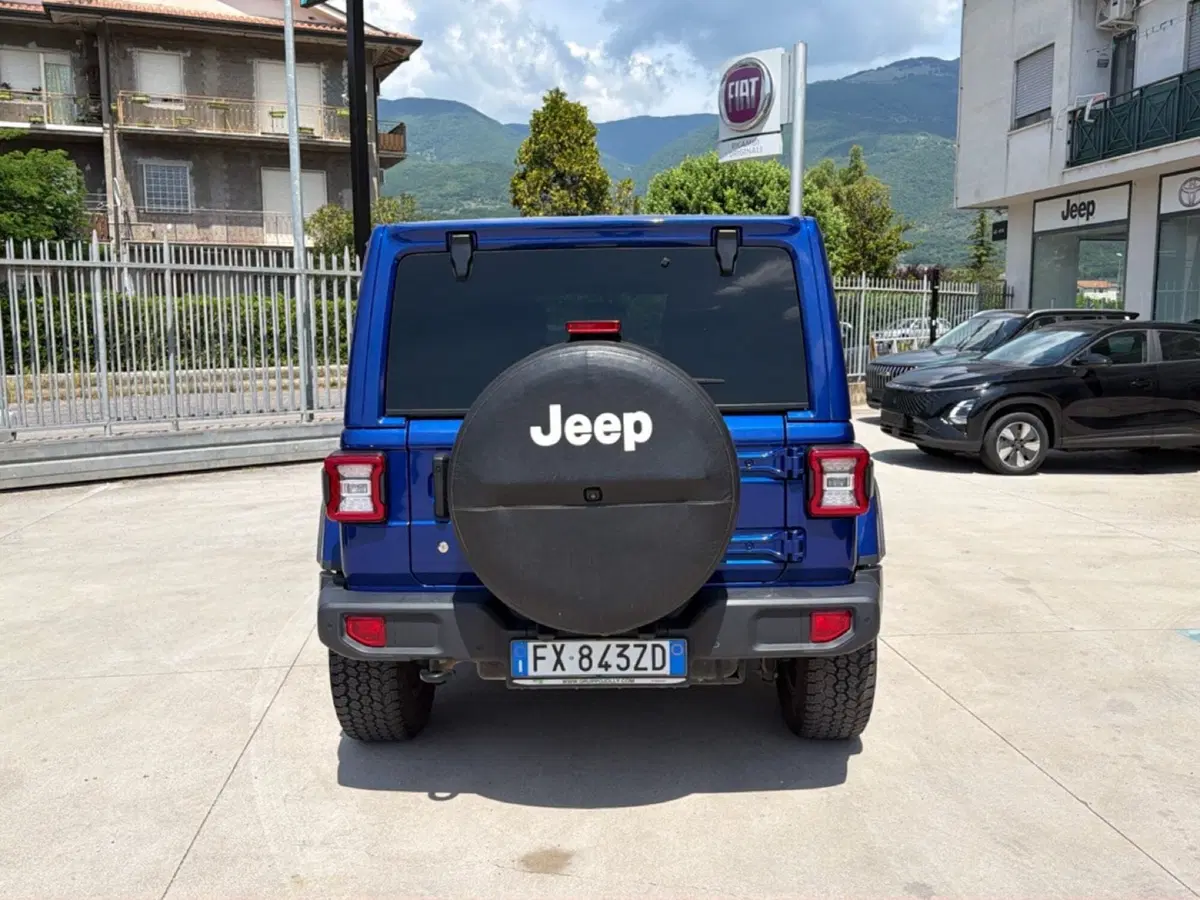 Jeep Wrangler Unlimited usata a Frosinone (4)