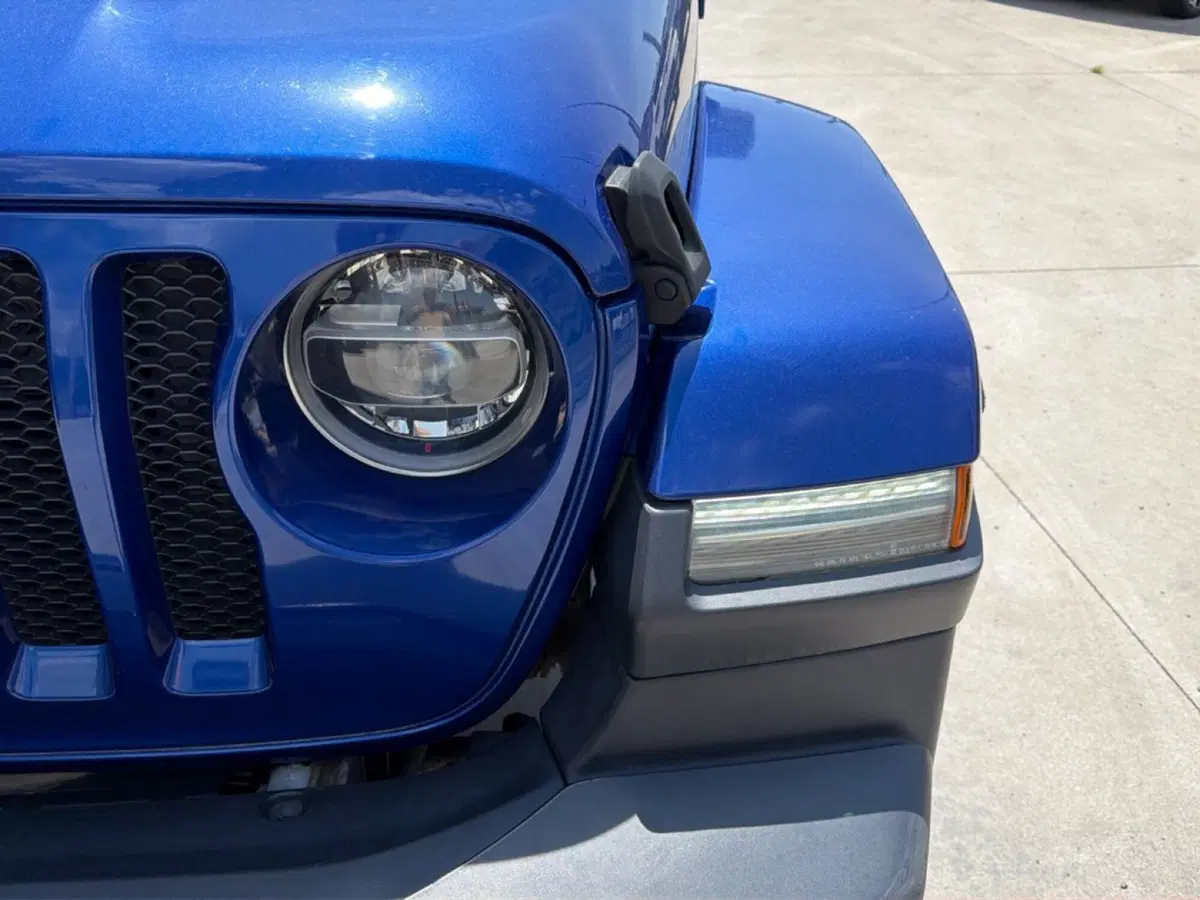 Jeep Wrangler Unlimited usata a Frosinone (9)