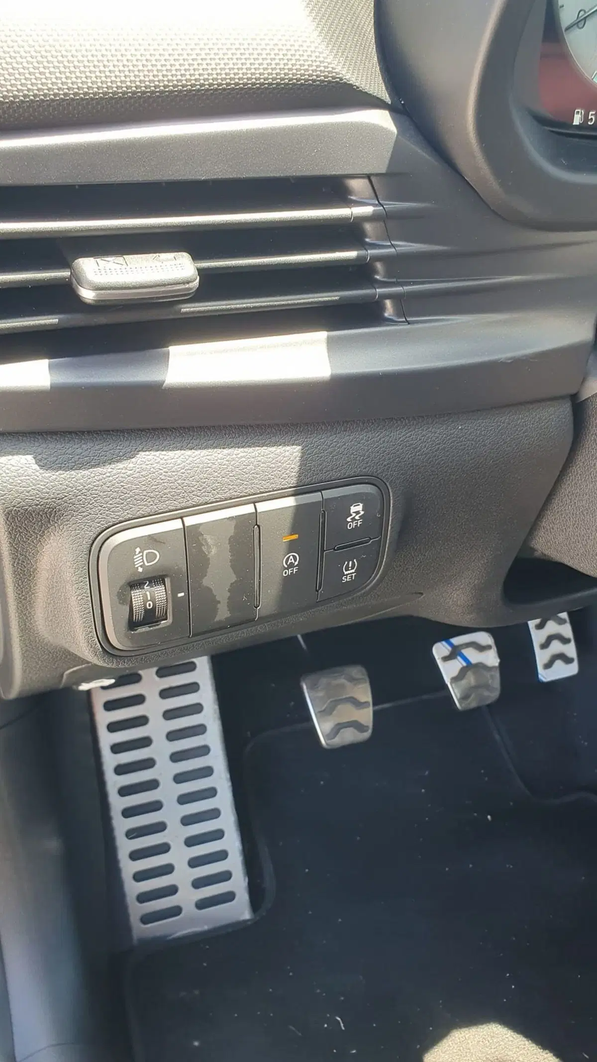 Hyundai Bayon usata a Frosinone (12)