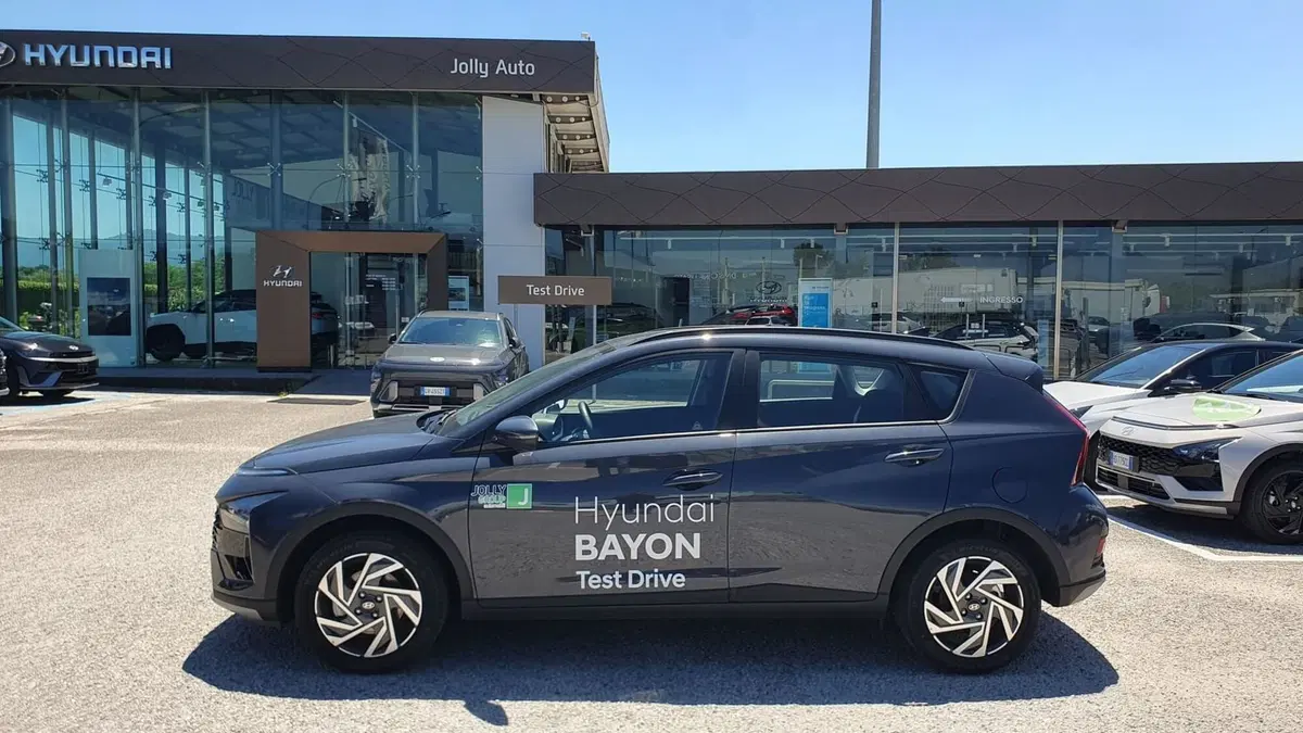Hyundai Bayon usata a Frosinone (2)