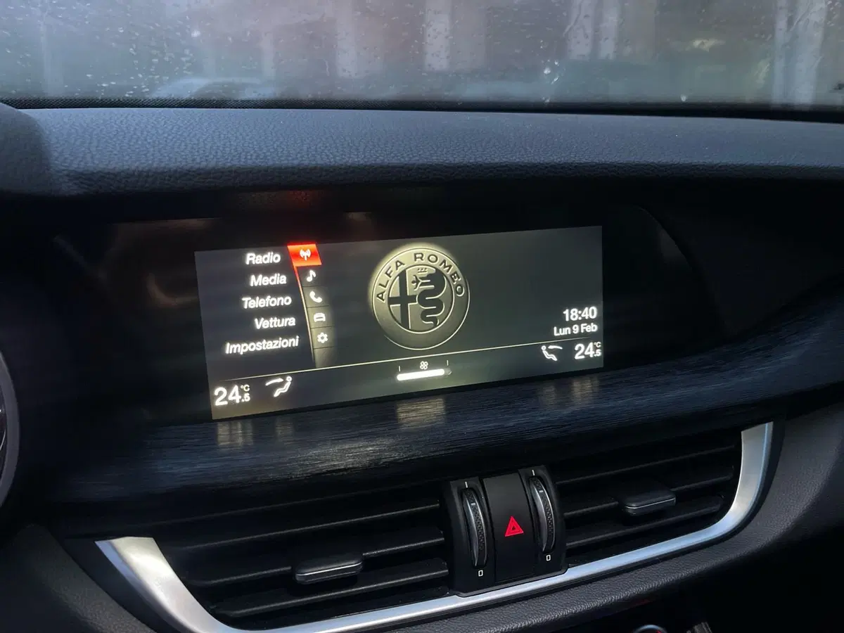 Alfa Romeo Stelvio usata a Frosinone (14)