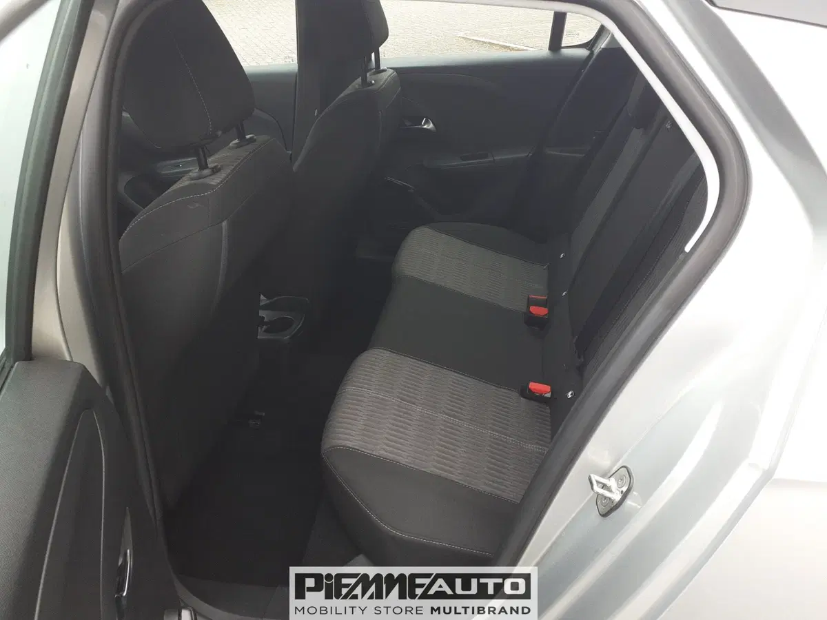 Opel Corsa usata a Parma (10)