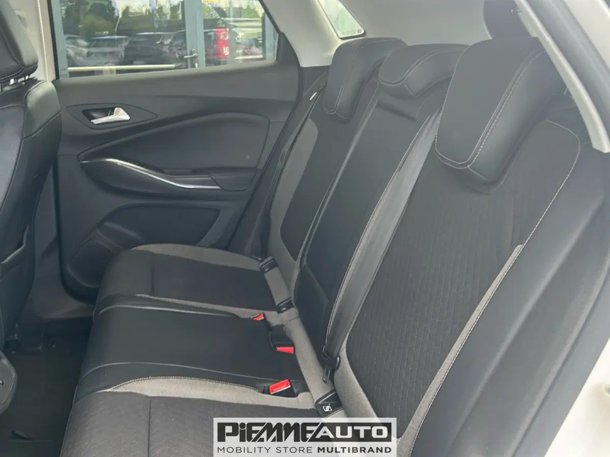 Opel Grandland X usata a Piacenza (10)