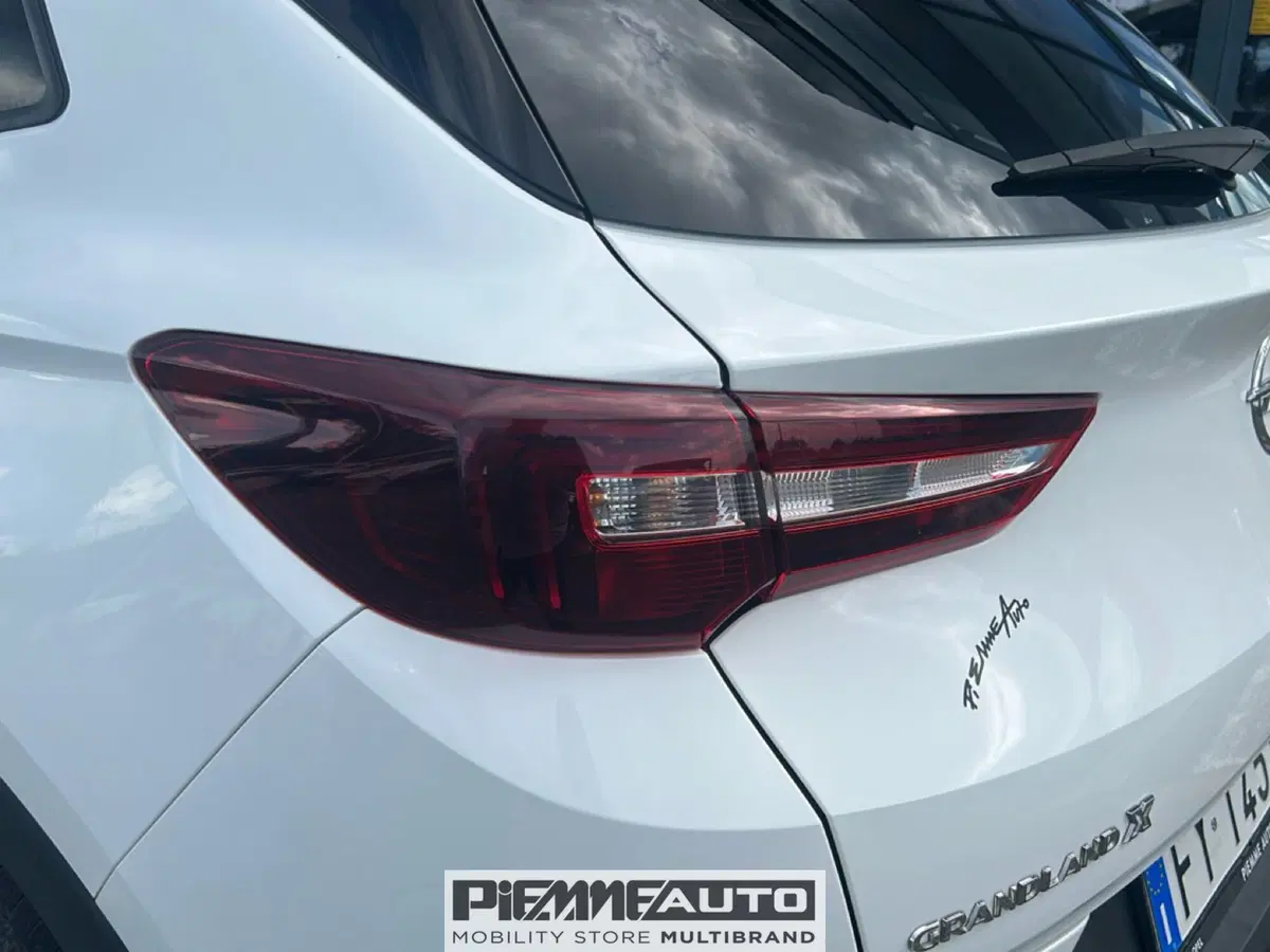 Opel Grandland X usata a Piacenza (19)