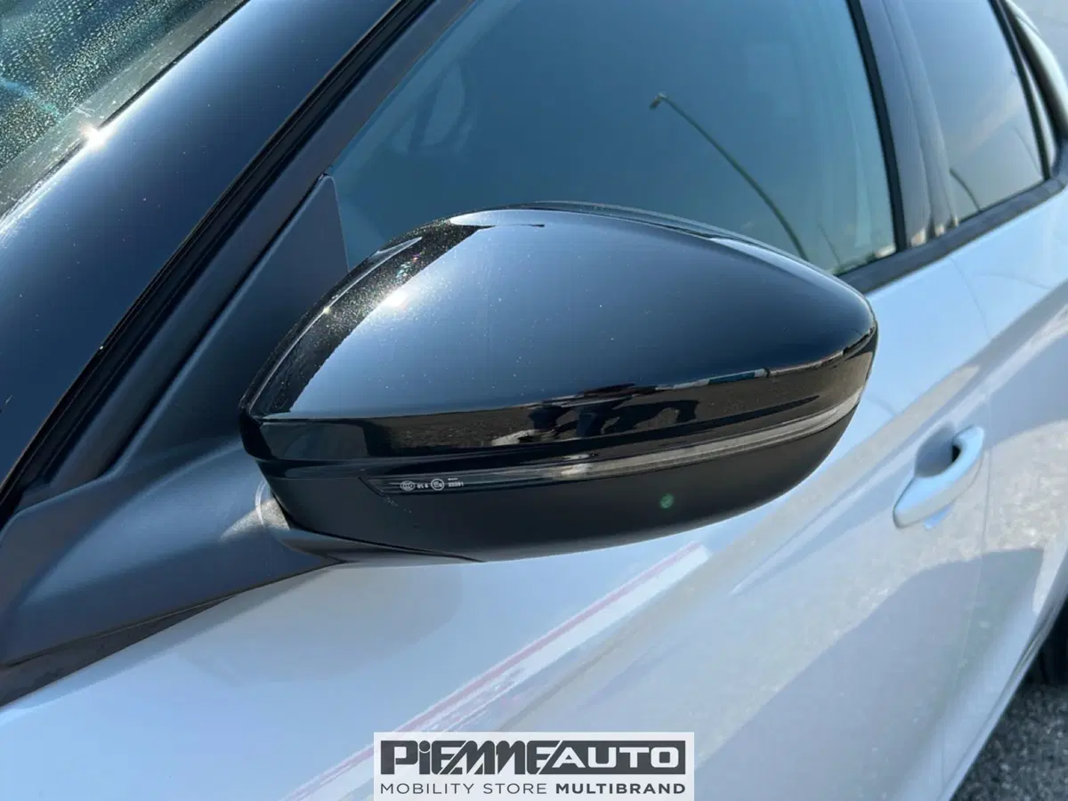 Opel Corsa nuova a Piacenza (16)