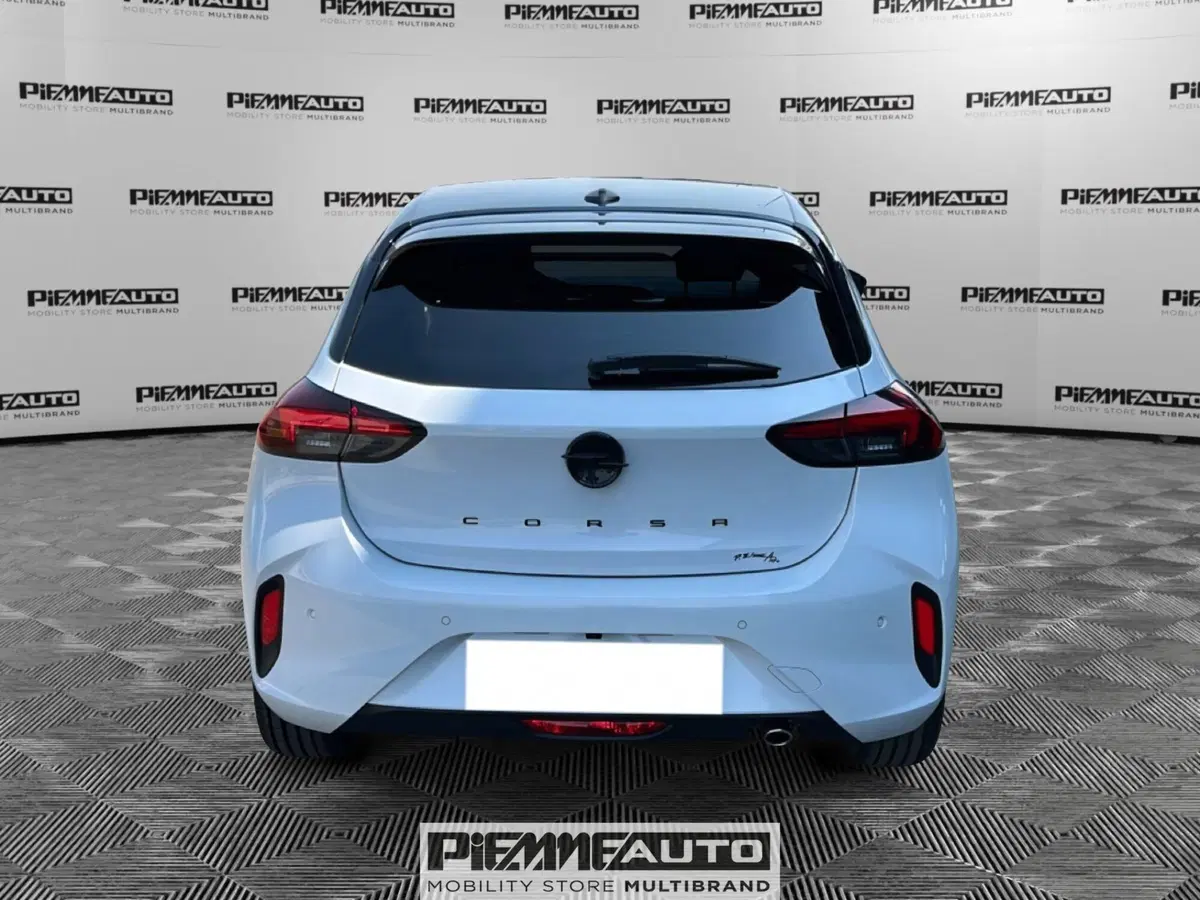 Opel Corsa nuova a Piacenza (4)