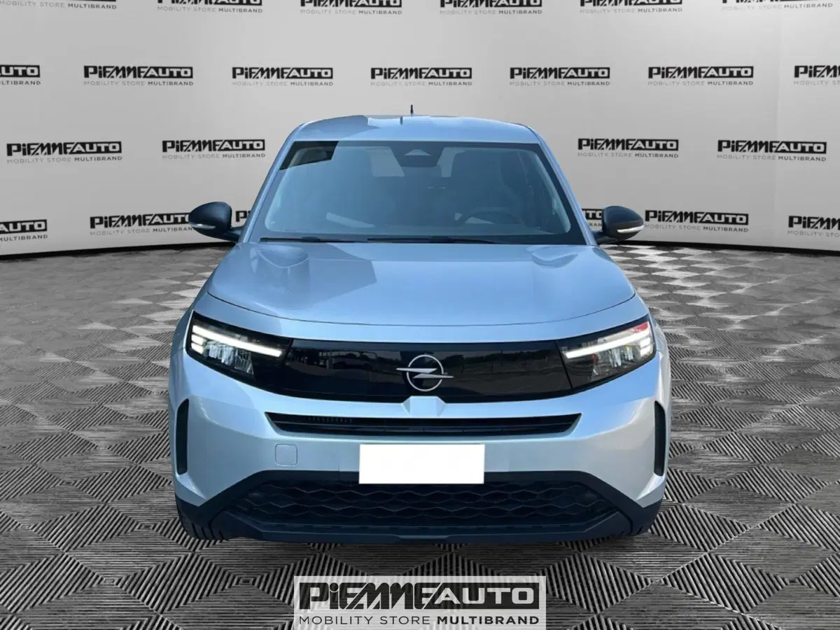 Opel Frontera nuova a Piacenza (8)