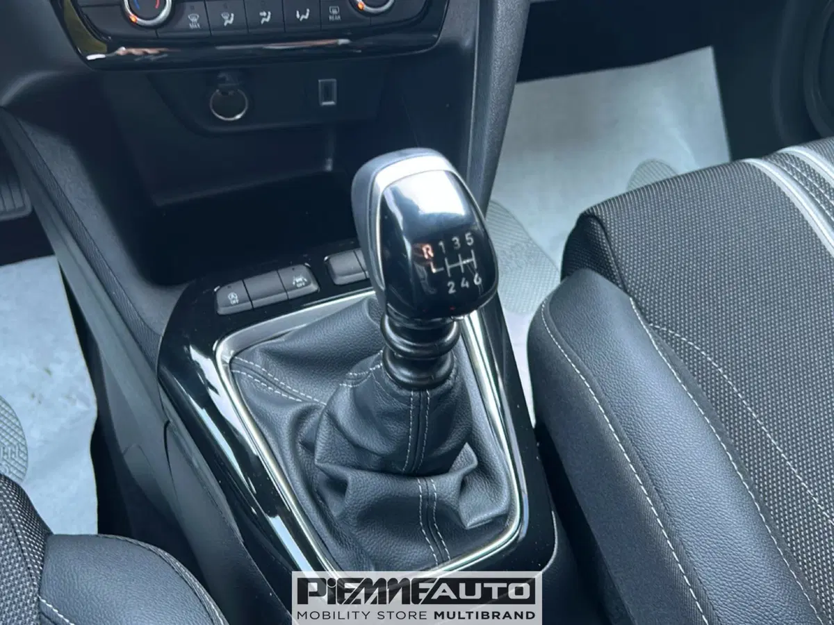 Opel Corsa nuova a Piacenza (14)