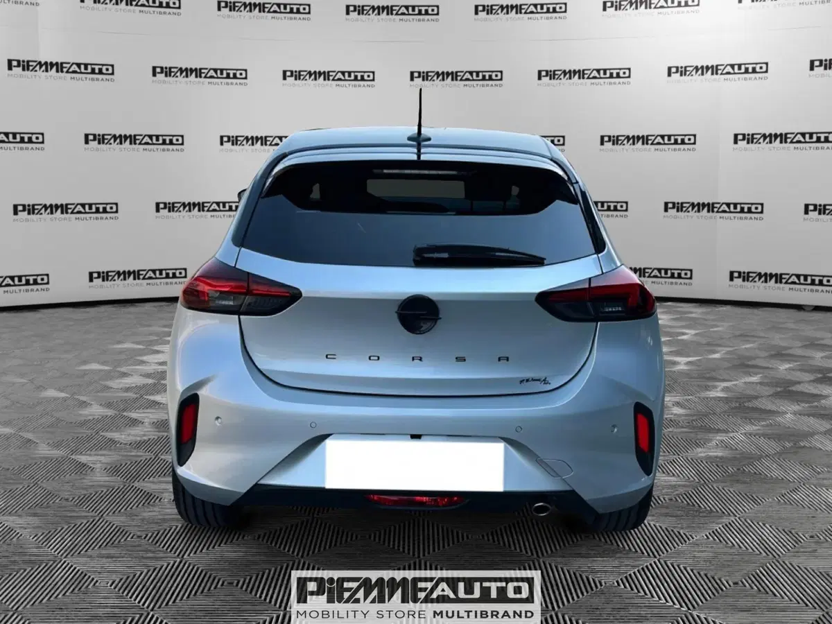 Opel Corsa nuova a Piacenza (4)