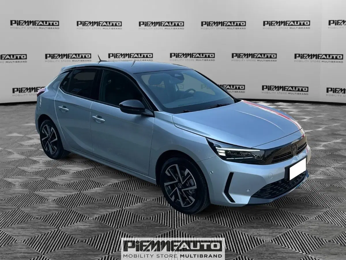 Opel Corsa nuova a Piacenza (7)