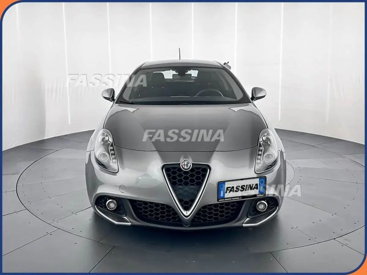Alfa Romeo Giulietta usata a Milano (2)