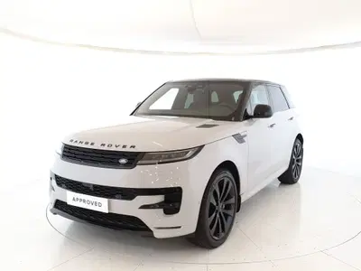 Land Rover Range Rover Sport 3.0 i6 phev SE awd 460cv auto del 2026 usata a Monza