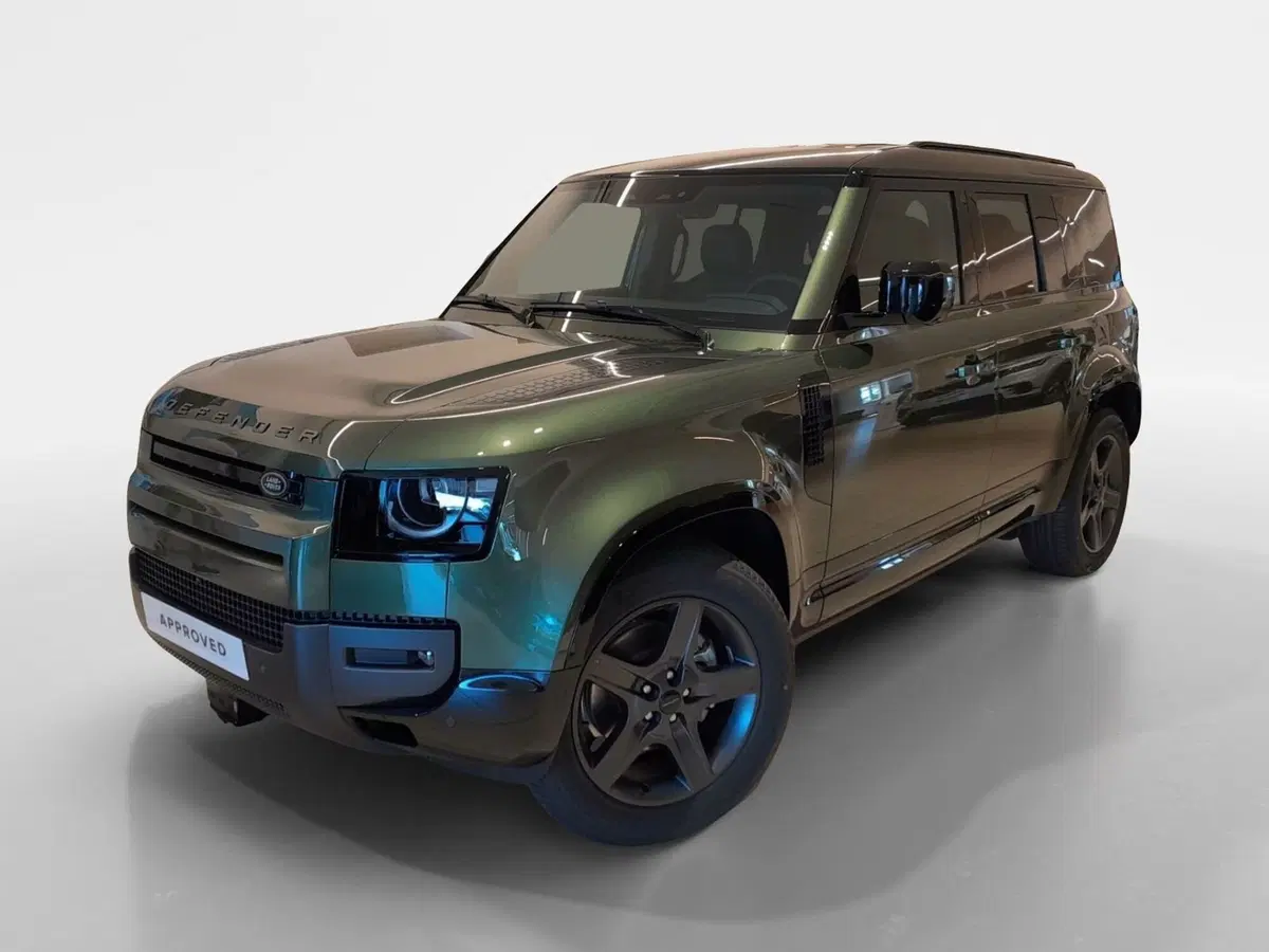 Land Rover Defender nuova a Cuneo