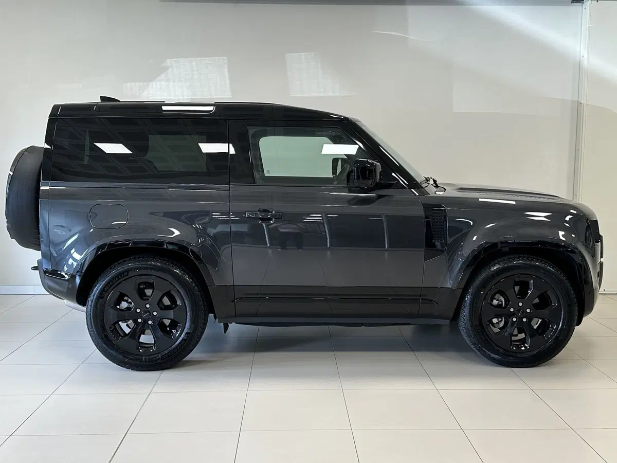 Land Rover Defender usata a Lodi (6)