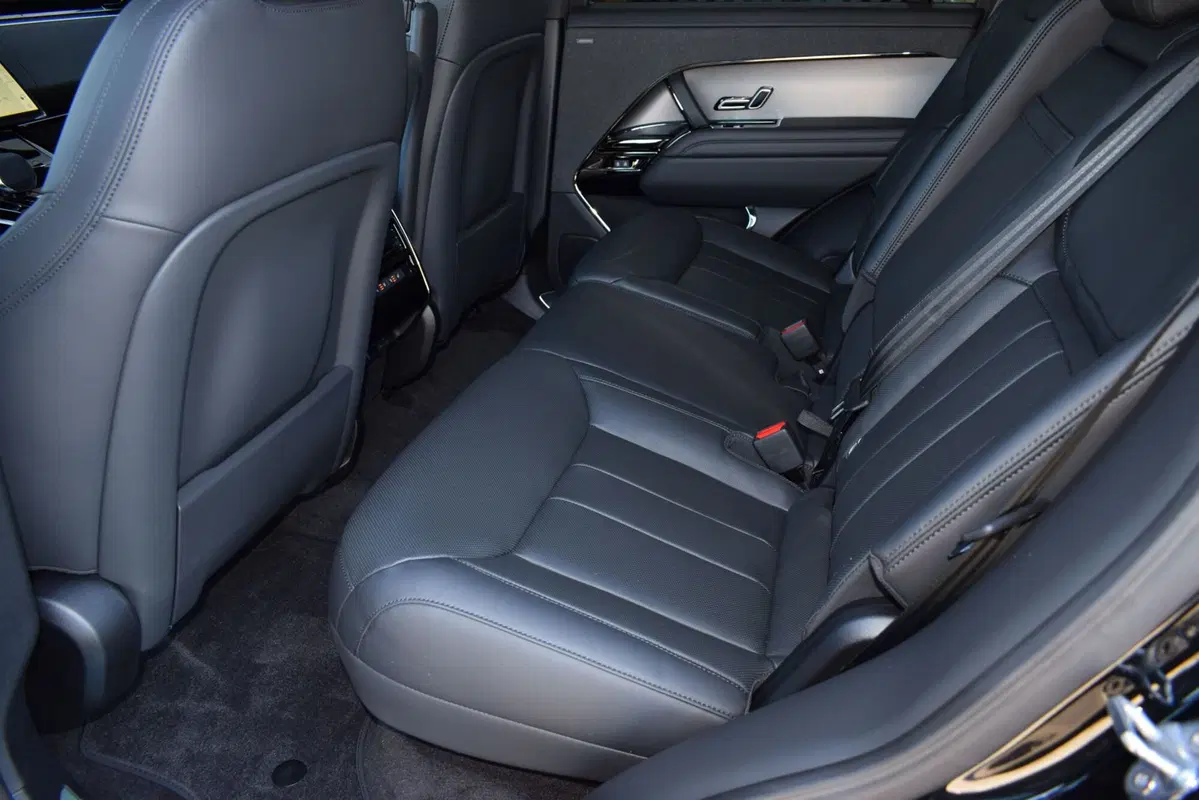 Land Rover Range Rover Sport nuova a Cuneo (5)