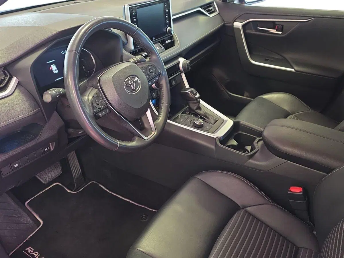 Toyota Rav4 usata a Messina (7)
