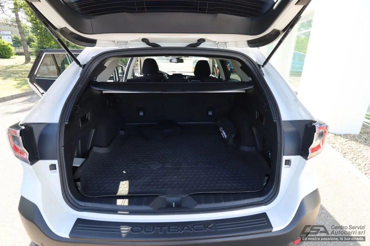 Subaru Outback usata a Bologna (11)