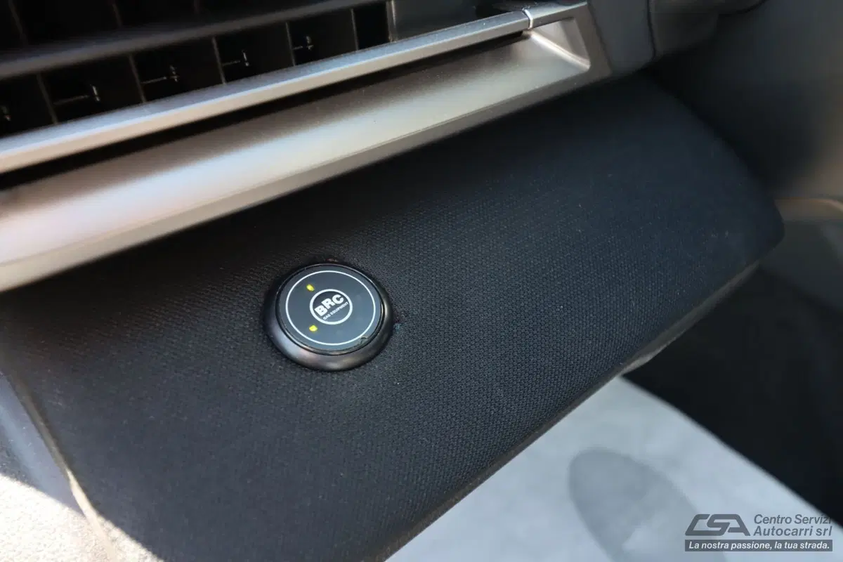 Subaru Outback usata a Bologna (14)
