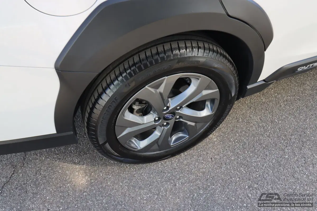 Subaru Outback usata a Bologna (7)