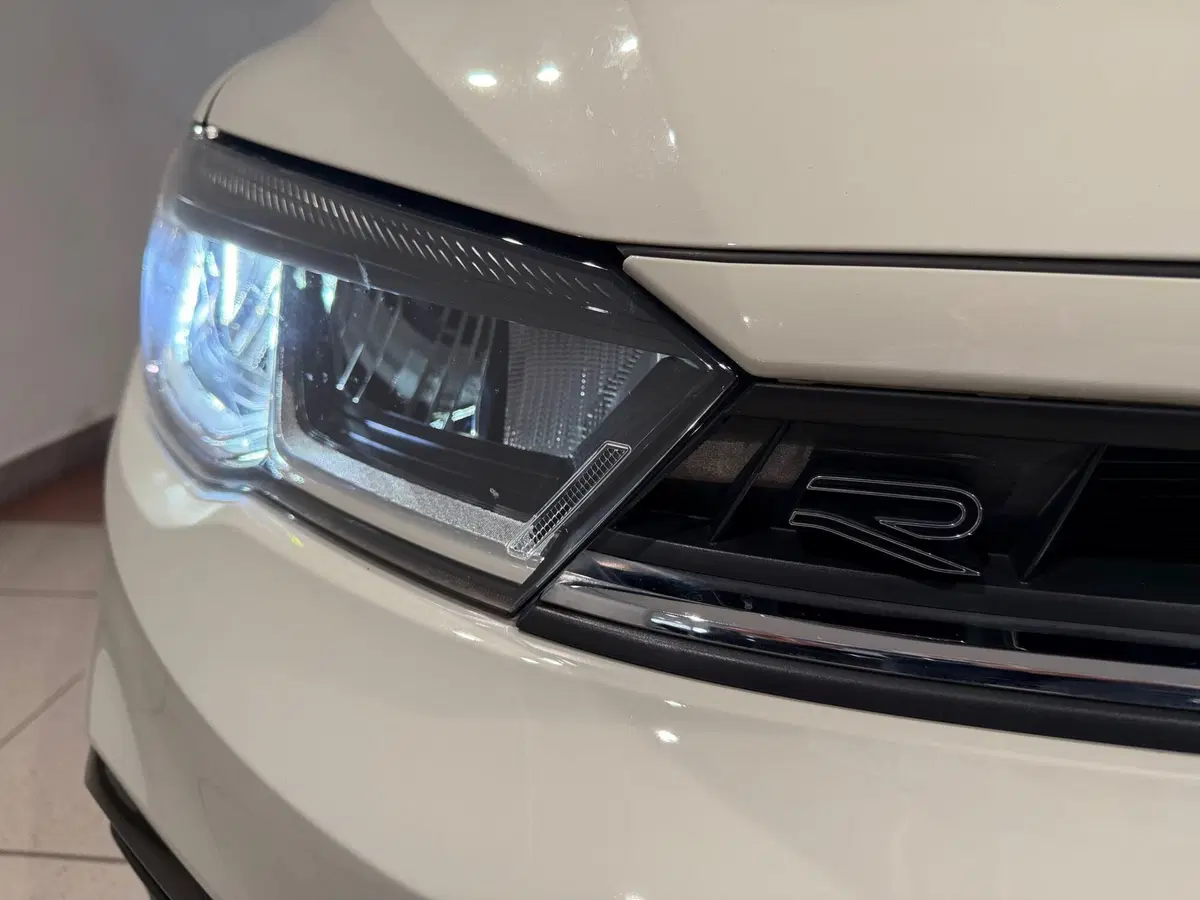 Volkswagen Polo usata a Genova (16)