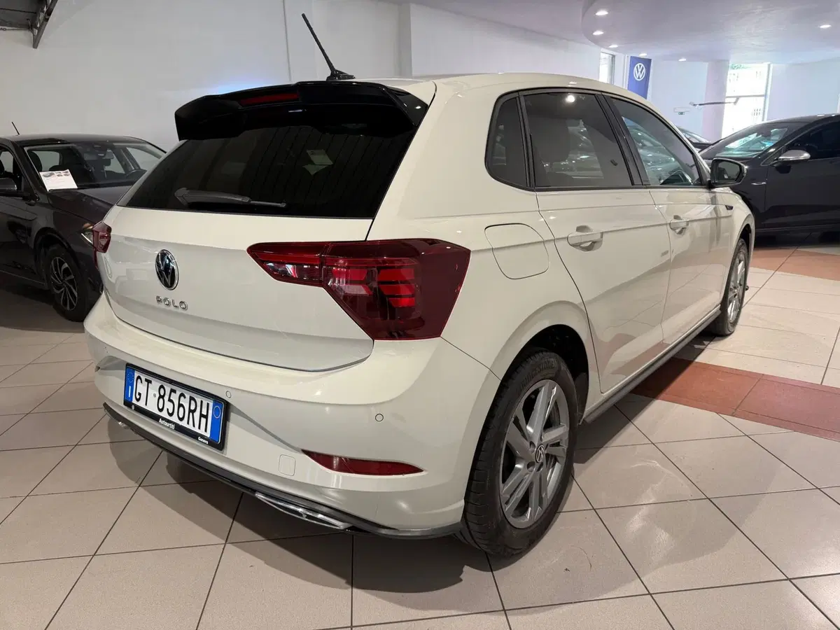 Volkswagen Polo usata a Genova (5)