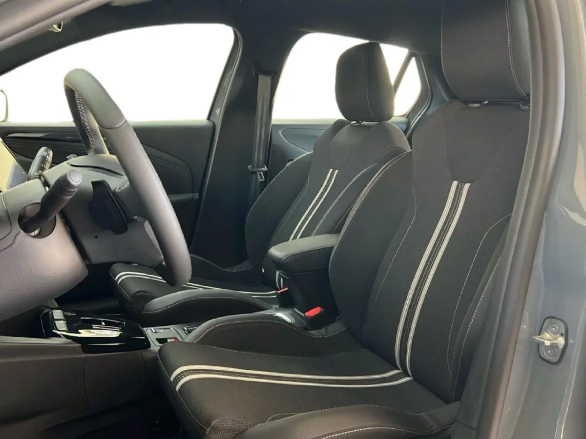 Opel Corsa usata a Roma (12)