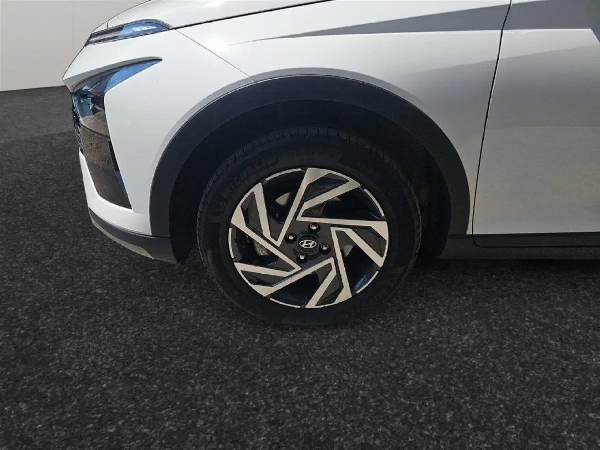 Hyundai Bayon usata a Lecco (9)