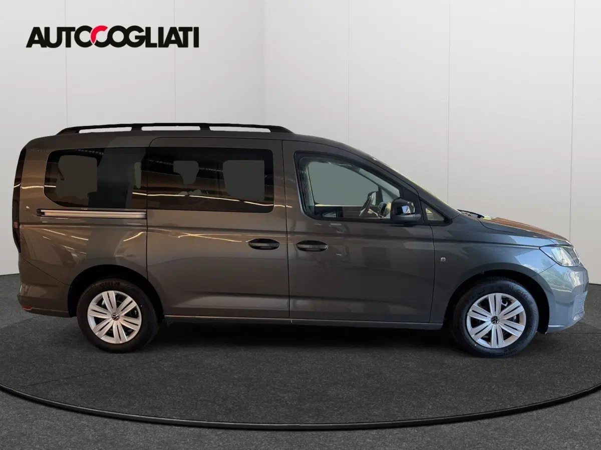 Volkswagen Caddy nuova a Lecco (4)