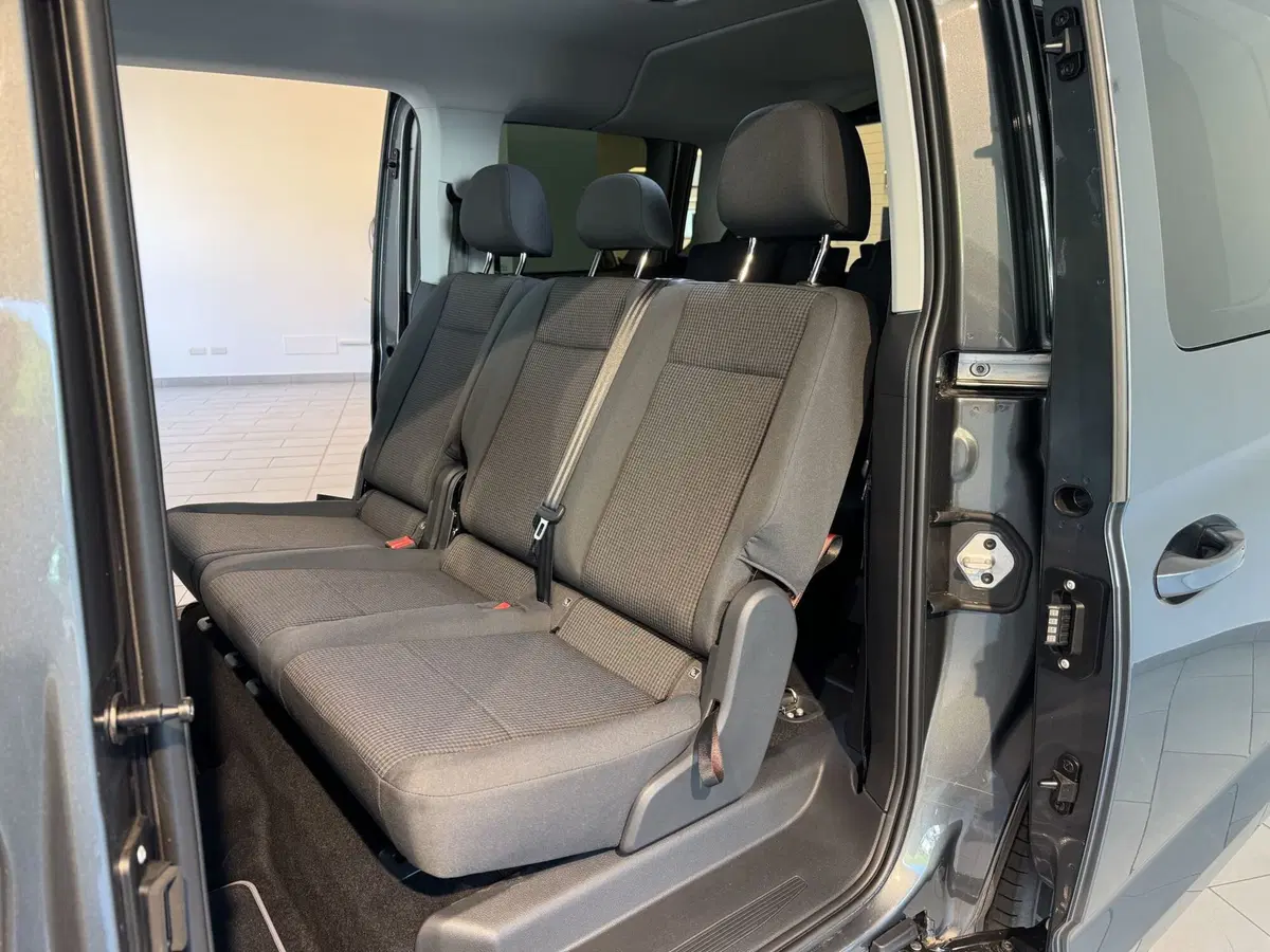 Volkswagen Caddy nuova a Lecco (8)