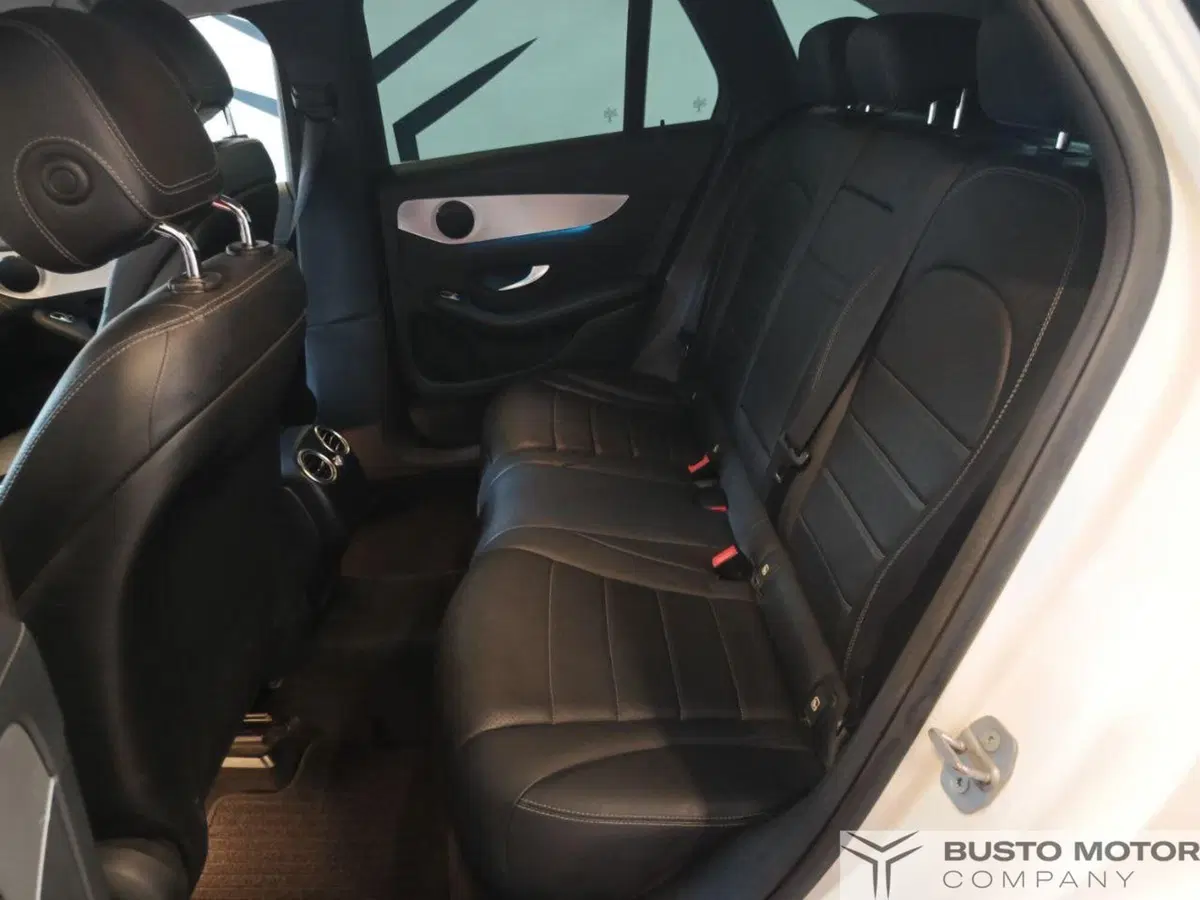 Mercedes-Benz GLC SUV usata a Varese (9)