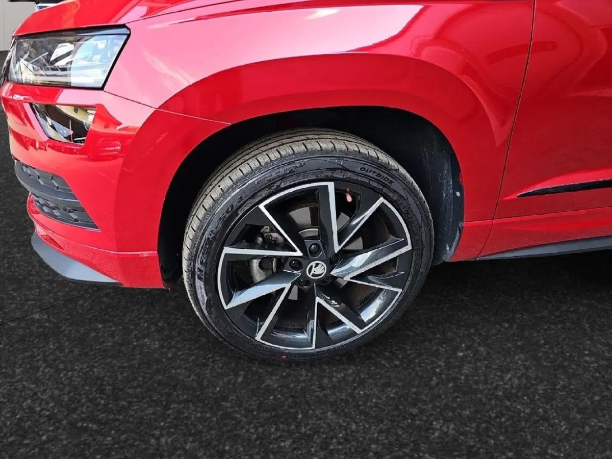 Skoda Karoq usata a Lecco (17)