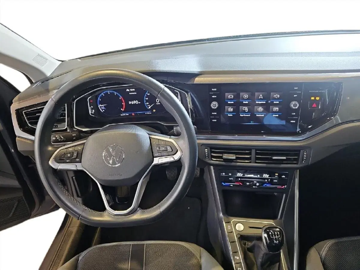 Volkswagen Polo usata a Lecco (11)