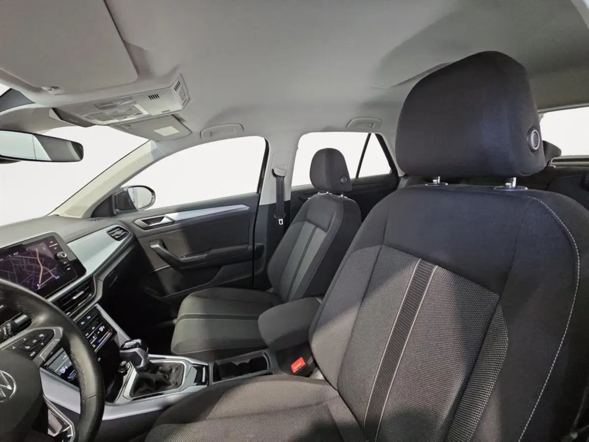 Volkswagen T-Roc usata a Lecco (8)