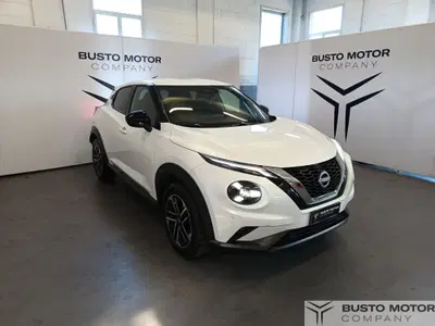 Nissan Juke 1.0 dig-t N-Connecta 114cv del 2024 usata a Olgiate Olona