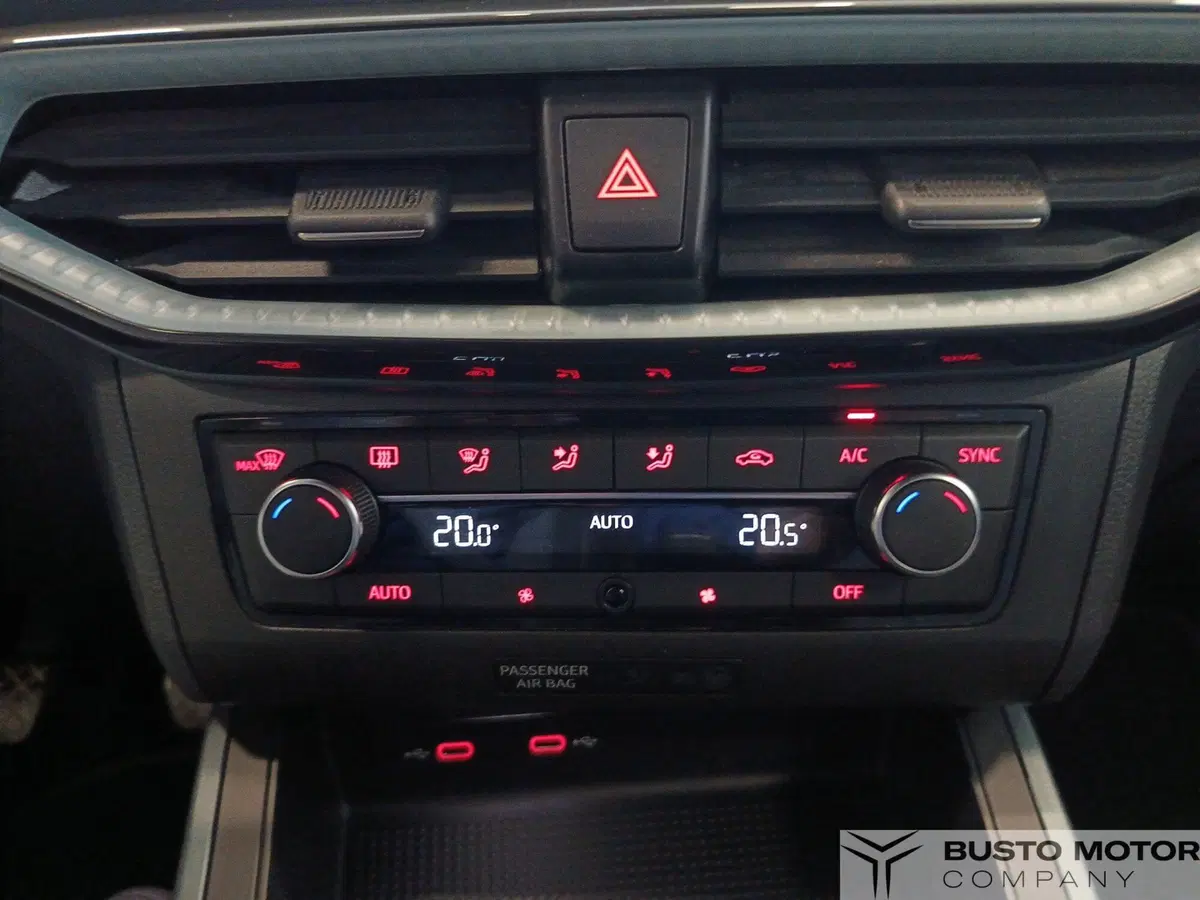 SEAT Arona usata a Varese (14)