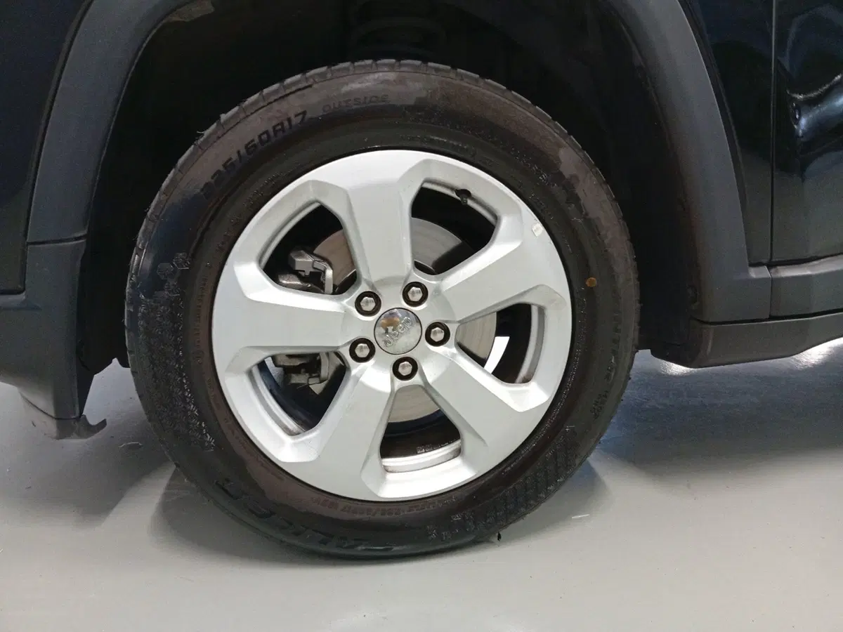 Jeep Compass usata a Varese (7)
