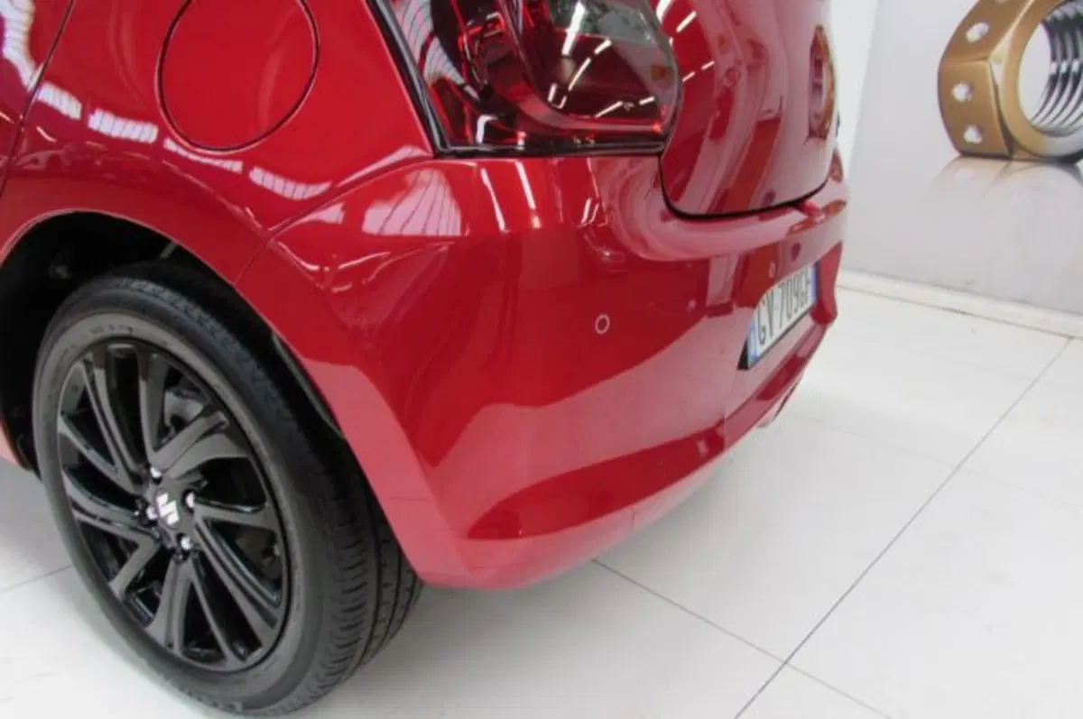 Suzuki Swift nuova a Milano (16)