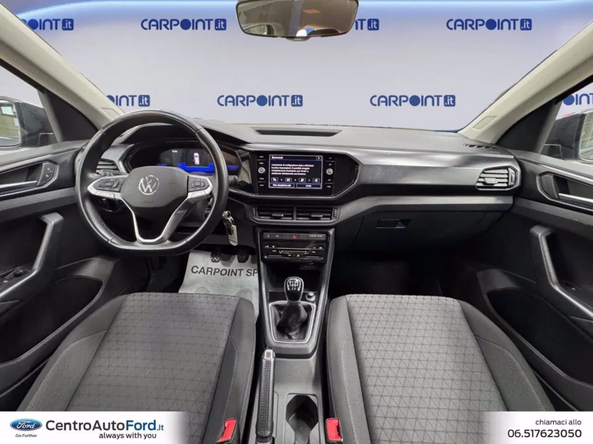 Volkswagen T-Cross usata a Roma (10)