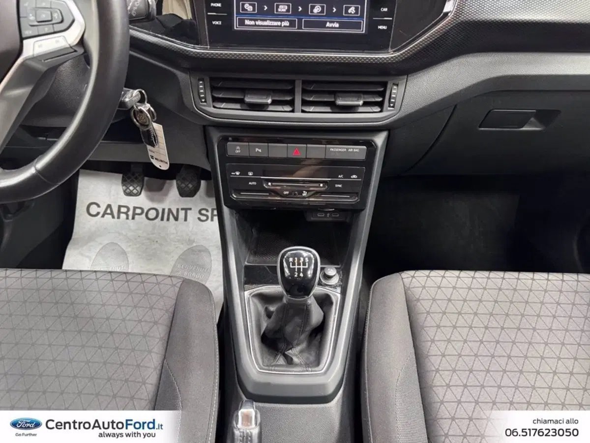 Volkswagen T-Cross usata a Roma (11)
