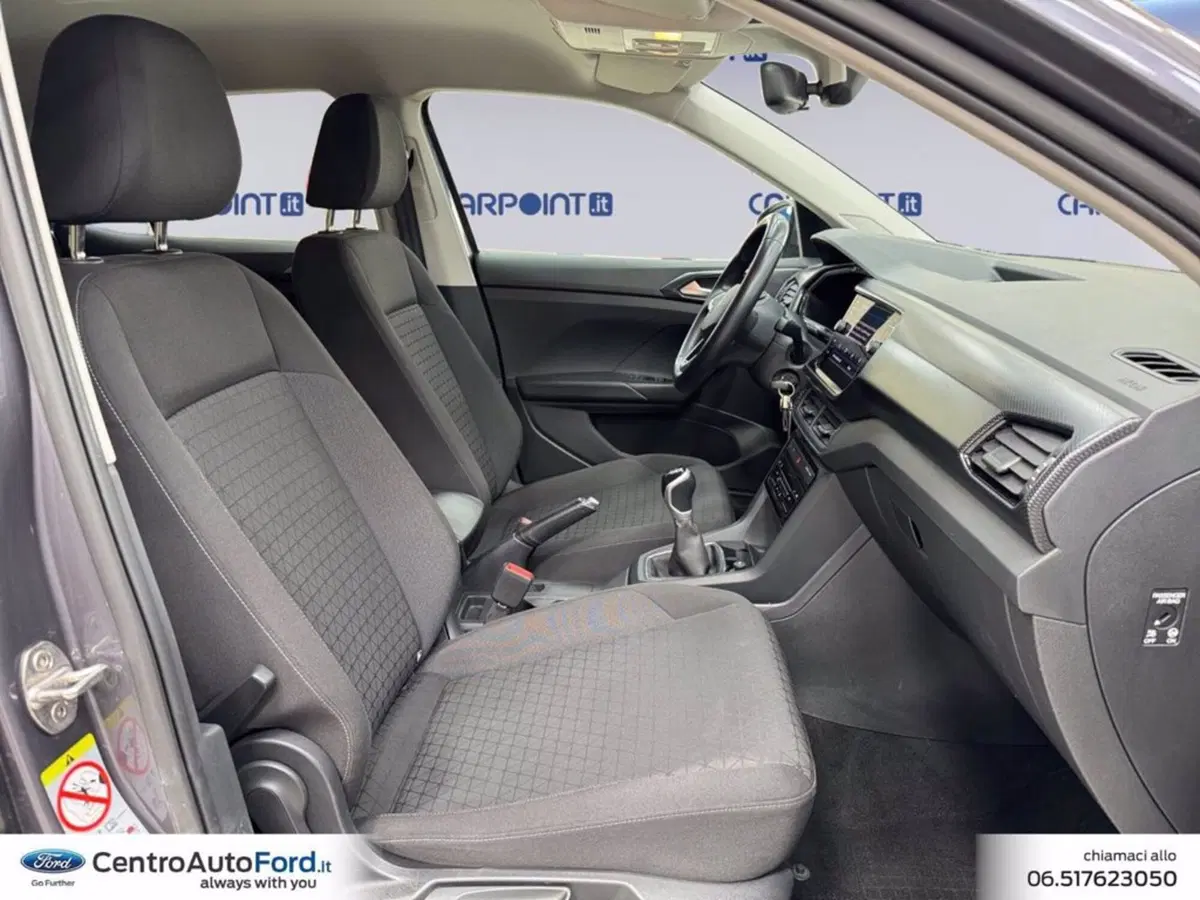 Volkswagen T-Cross usata a Roma (15)