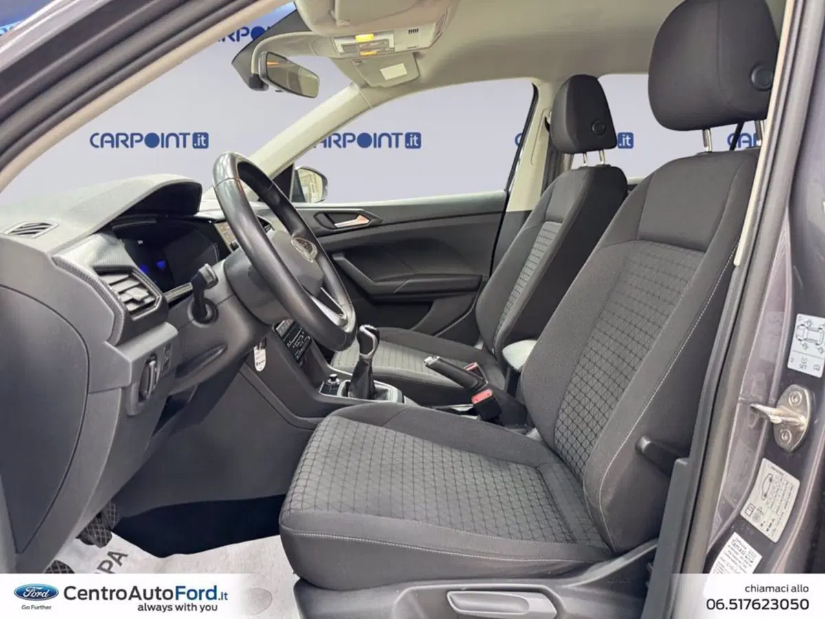 Volkswagen T-Cross usata a Roma (9)