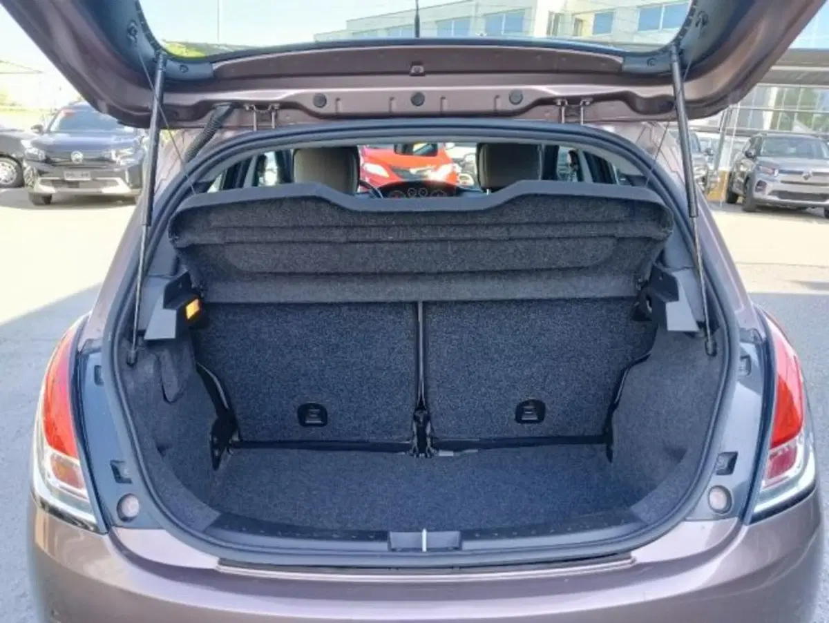 Lancia Ypsilon usata a Brescia (13)