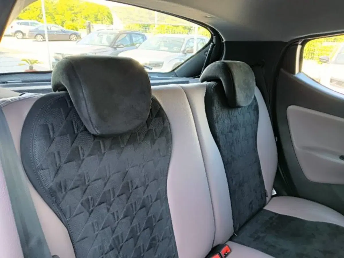 Lancia Ypsilon usata a Brescia (15)
