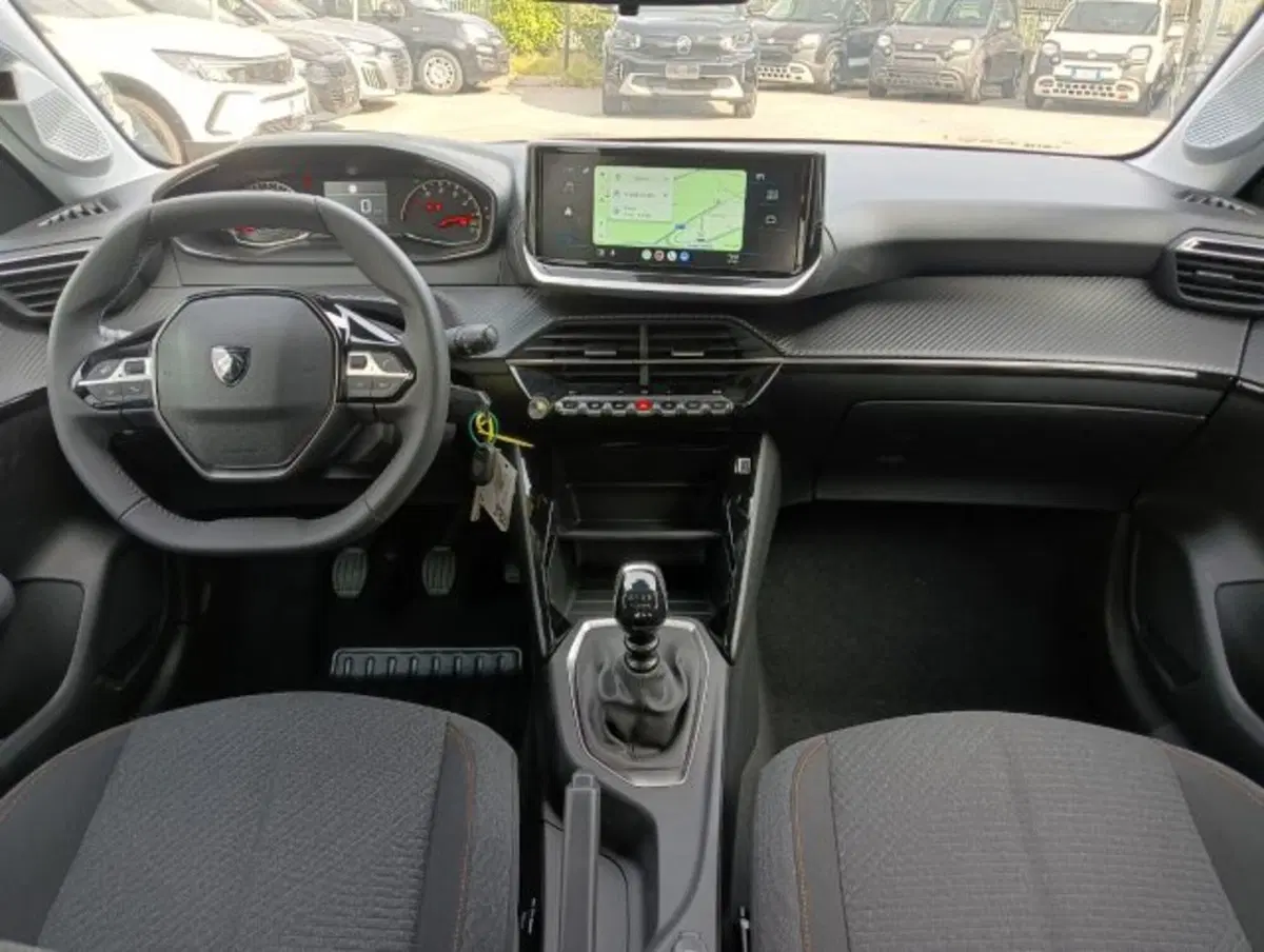 Peugeot 208 nuova a Brescia (11)