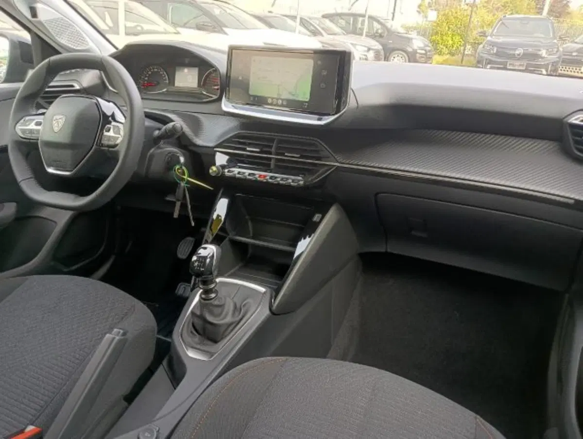 Peugeot 208 nuova a Brescia (19)